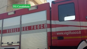 ‘Fuoco’ nella marina: si sprigionano le fiamme al lido ‘Le Palme’ e in un altro locale vicino