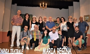 La compagnia teatrale Maria Regina presenta &quot;L&#039;aria del Settentrione&quot;. Il motto degli attori: divertiti e fai divertire