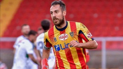 Lecce, per Mancosu non era appendicite ma un tumore. Forza capitano sei più forte di prima!