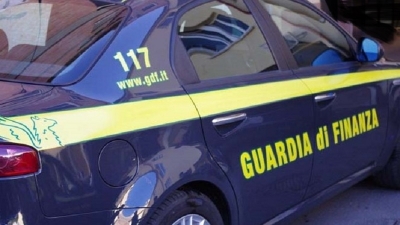 La Guardia di Finanza sequestra un B&amp;b: massaggi, prostitute e reati fiscali