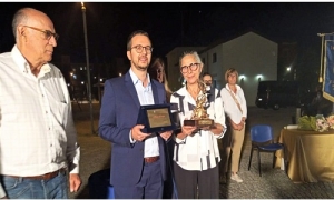 &quot;Note d&#039;Estate&quot;, si premia la ricerca scientifica. Presente alla serata il chitarrista monteronese di fama internazionale Marco Piperno