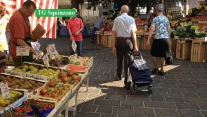 Riaprono i mercati settimanali nel rispetto delle regole ma solo per i prodotti alimentari