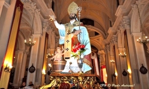 Il giorno di San Nicola: dopo la celebrazione consegna delle chiavi della Città e processione