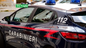 Minacce di morte, botte e insulti ai genitori: rinchiuso in una struttura psichiatrica